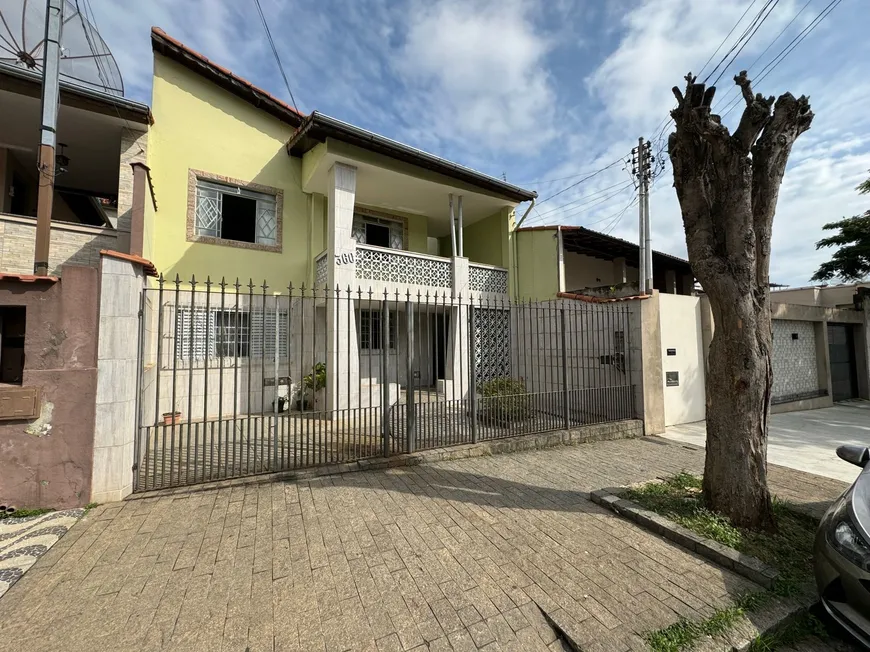 Foto 1 de Casa com 3 Quartos à venda, 186m² em Federal, São Lourenço