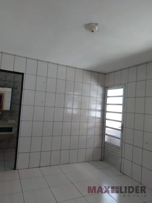 Foto 1 de Casa com 4 Quartos à venda, 115m² em Parque dos Camargos, Barueri