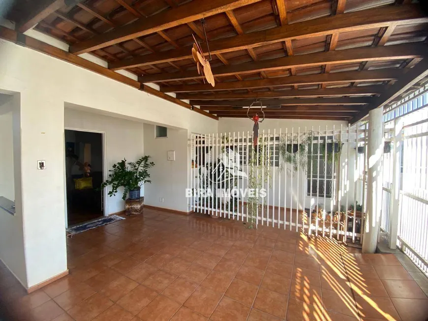 Foto 1 de Casa com 3 Quartos à venda, 120m² em Santa Marta, Uberaba