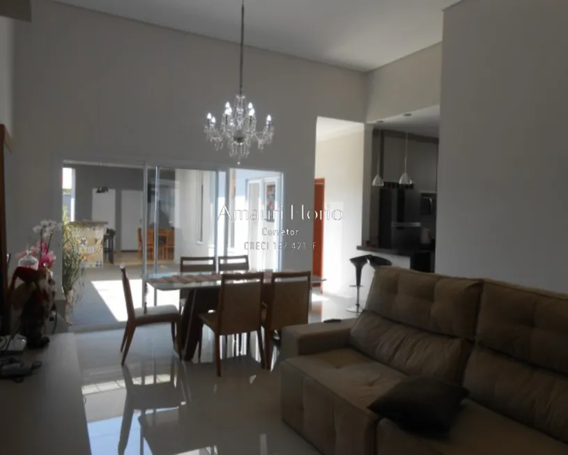 Foto 1 de Casa de Condomínio com 2 Quartos à venda, 260m² em Jardim Maria Luiza V, Araraquara