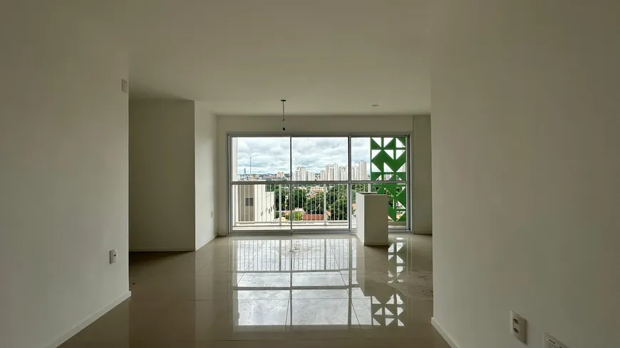 Foto 1 de Apartamento com 3 Quartos à venda, 81m² em Setor Pedro Ludovico, Goiânia