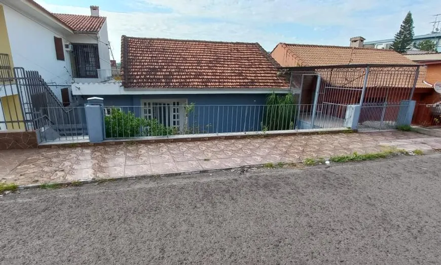 Foto 1 de Casa com 3 Quartos à venda, 100m² em Nossa Senhora de Lourdes, Santa Maria