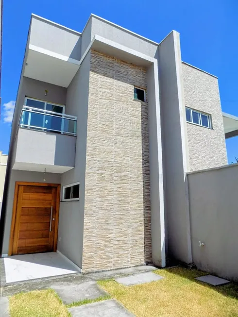 Foto 1 de Sobrado com 3 Quartos à venda, 90m² em Urucunema, Eusébio