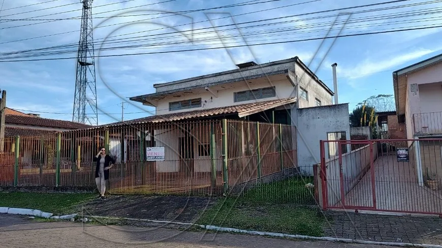 Foto 1 de Galpão/Depósito/Armazém à venda, 196m² em Centro, Glorinha