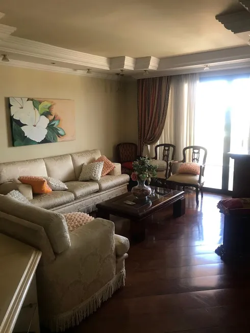 Foto 1 de Apartamento com 3 Quartos à venda, 230m² em Vila Galvão, Guarulhos