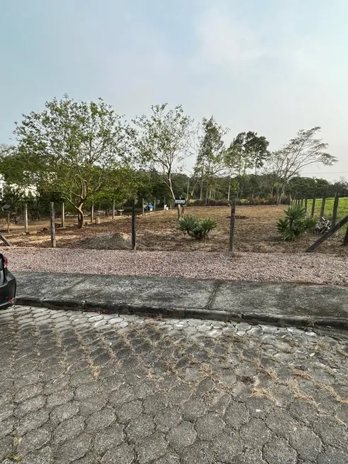 Foto 1 de Lote/Terreno à venda, 375m² em Pinheirinho, Criciúma