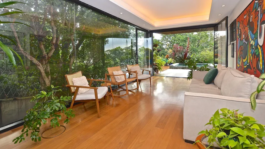 Foto 1 de Casa com 4 Quartos à venda, 1044m² em Alto da Lapa, São Paulo
