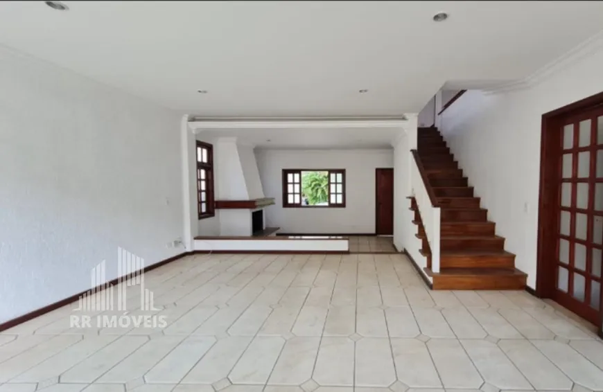 Foto 1 de Casa de Condomínio com 5 Quartos à venda, 360m² em Alphaville, Santana de Parnaíba