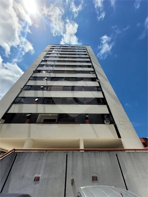 Foto 1 de Apartamento com 2 Quartos à venda, 76m² em Imbuí, Salvador