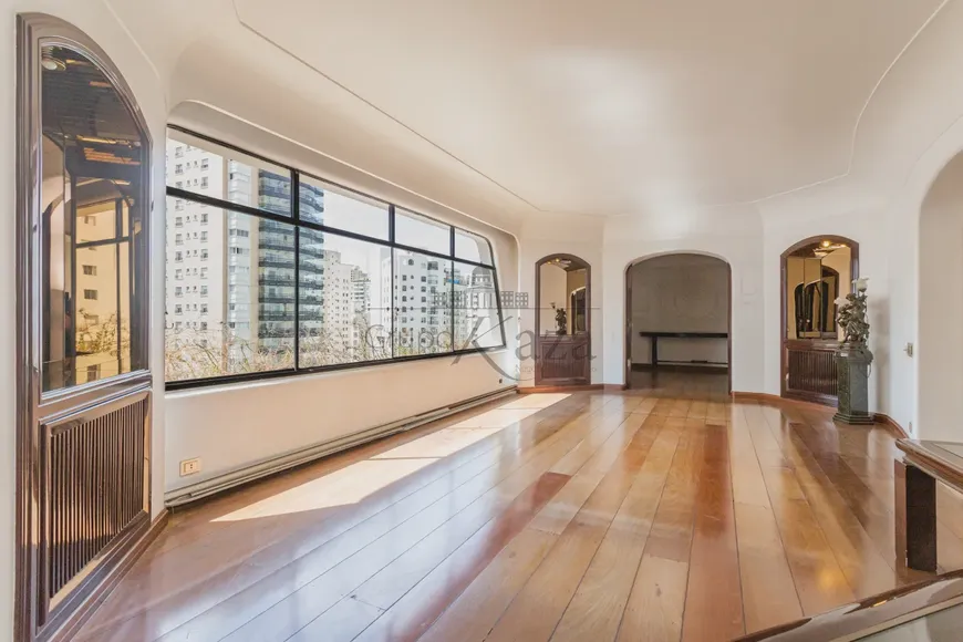 Foto 1 de Apartamento com 4 Quartos à venda, 244m² em Jardim Paulista, São Paulo