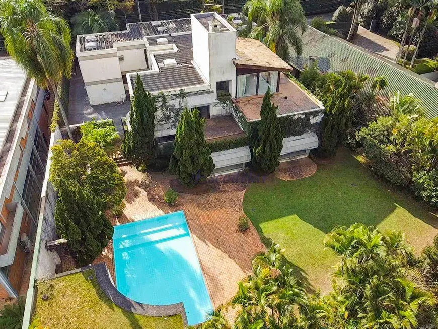 Foto 1 de Casa com 5 Quartos à venda, 962m² em Cidade Jardim, São Paulo