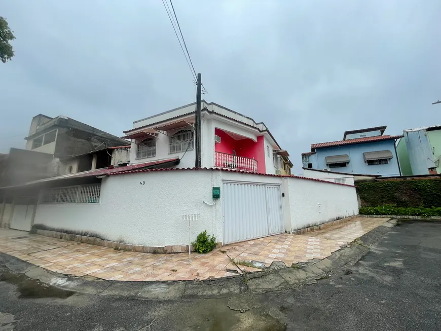 Foto 1 de Casa com 3 Quartos à venda, 300m² em Campo Grande, Rio de Janeiro