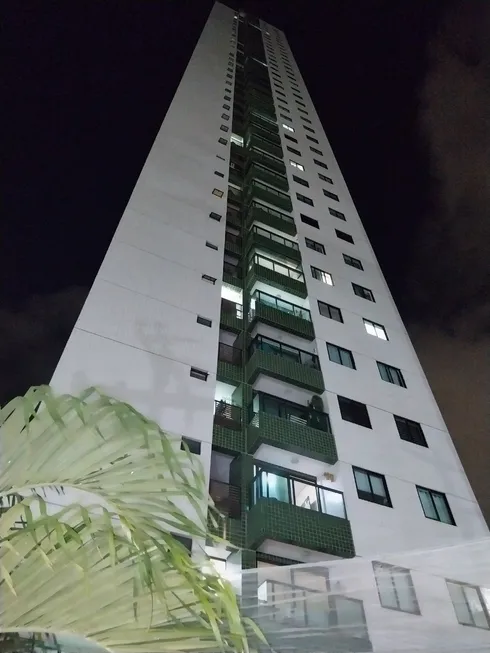 Foto 1 de Apartamento com 2 Quartos para alugar, 45m² em Boa Viagem, Recife