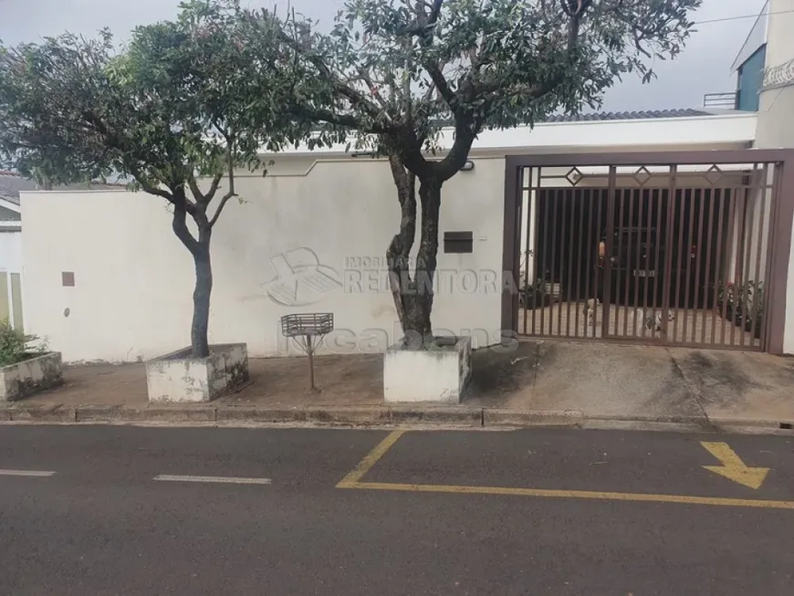 Foto 1 de Casa com 3 Quartos à venda, 197m² em Bosque da Felicidade, São José do Rio Preto