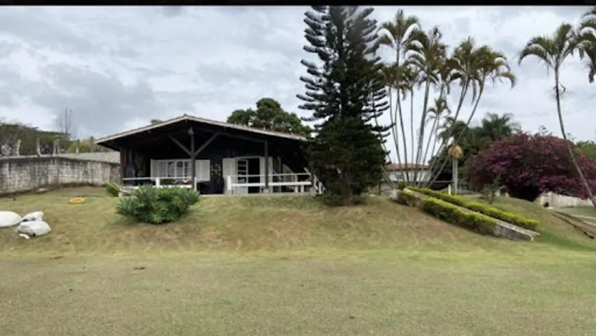 Foto 1 de Fazenda/Sítio com 3 Quartos à venda, 200m² em Vinhedo, Vinhedo