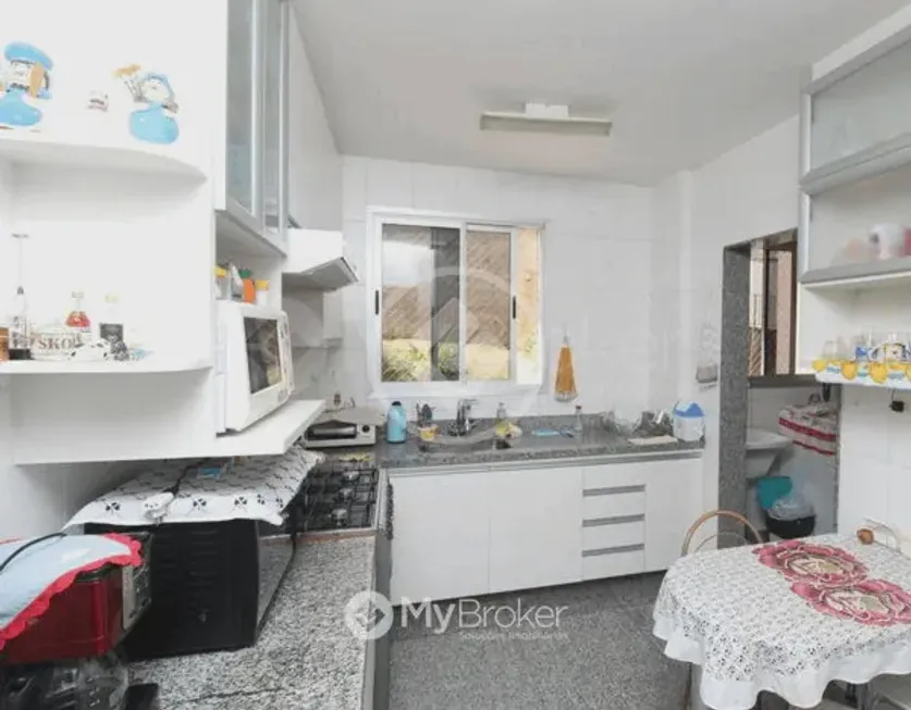 Foto 1 de Apartamento com 4 Quartos à venda, 140m² em Buritis, Belo Horizonte