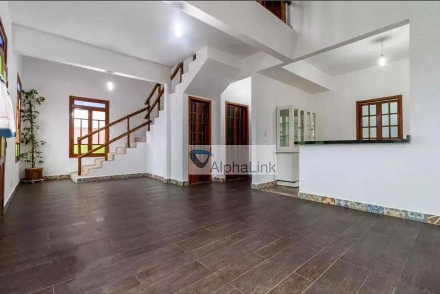 Foto 1 de Casa de Condomínio com 3 Quartos à venda, 166m² em Alphaville, Santana de Parnaíba