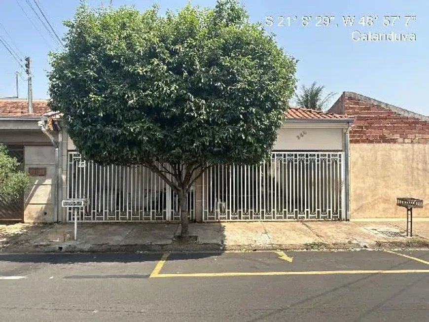 Foto 1 de Casa com 1 Quarto à venda, 180m² em Jardim São Domingos, Catanduva