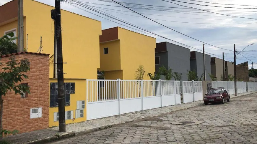 Foto 1 de Casa de Condomínio com 2 Quartos à venda, 65m² em Suarão, Itanhaém