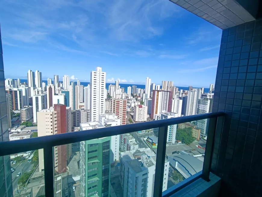 Foto 1 de Apartamento com 3 Quartos à venda, 64m² em Boa Viagem, Recife