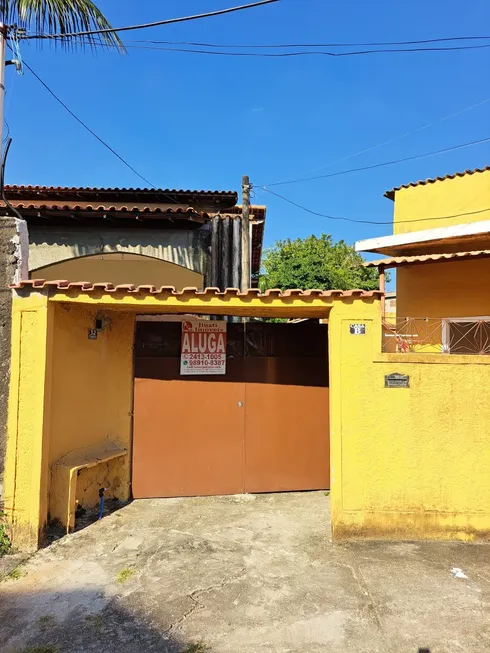 Foto 1 de Casa com 2 Quartos para alugar, 70m² em Campo Grande, Rio de Janeiro