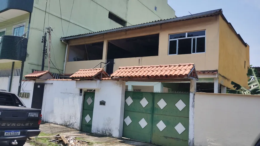 Foto 1 de Casa com 2 Quartos para venda ou aluguel, 80m² em Vila Santa Cruz, Duque de Caxias