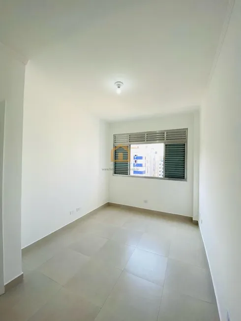Foto 1 de Apartamento com 1 Quarto à venda, 47m² em Embaré, Santos