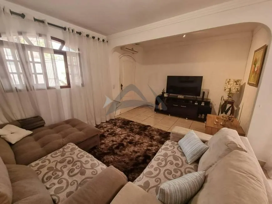 Foto 1 de Casa com 4 Quartos à venda, 230m² em Parque Imperador, Campinas