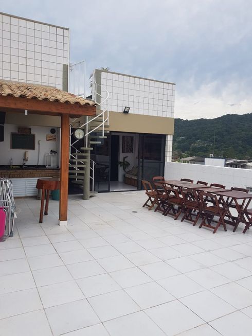 Foto 1 de Cobertura com 3 Quartos para venda ou aluguel, 220m² em Enseada, Guarujá