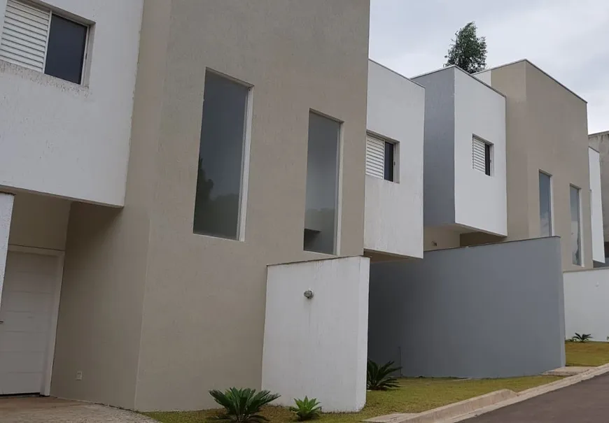 Foto 1 de Casa com 3 Quartos à venda, 82m² em Chácara do Solar II, Santana de Parnaíba