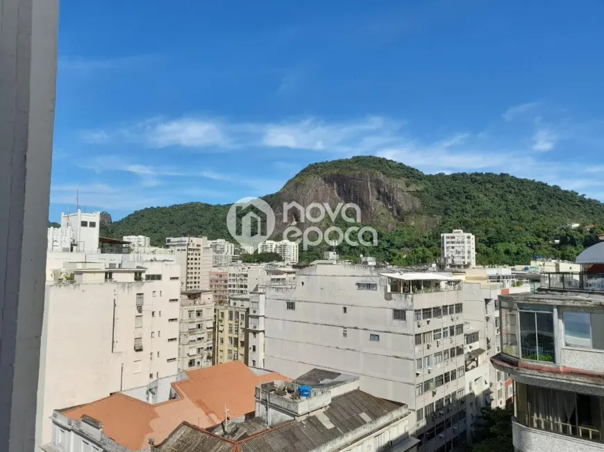 Foto 1 de Kitnet com 1 Quarto à venda, 28m² em Copacabana, Rio de Janeiro