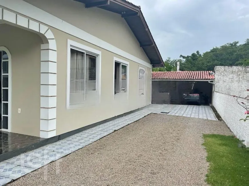 Foto 1 de Casa com 3 Quartos à venda, 160m² em Saco Grande, Florianópolis