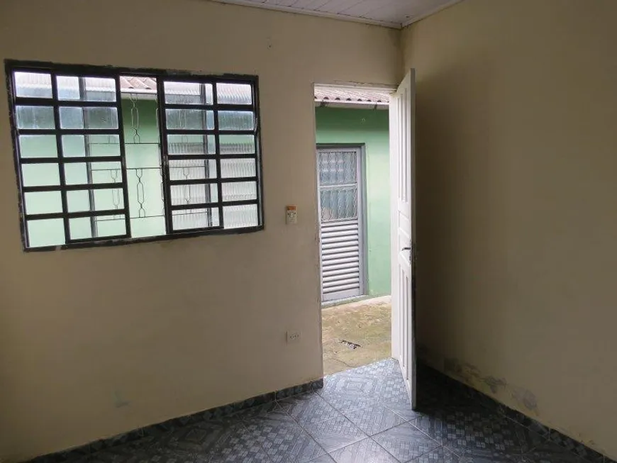 Foto 1 de Casa com 1 Quarto para alugar, 35m² em Jardim Luso, São Paulo