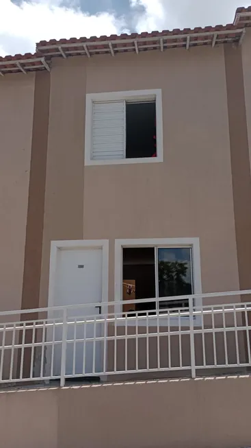 Foto 1 de Sobrado com 2 Quartos à venda, 50m² em Jardim Itapeva, Mauá