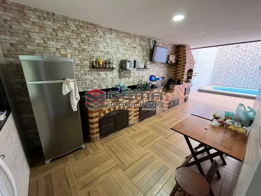 Foto 1 de Casa com 3 Quartos à venda, 228m² em Laranjeiras, Rio de Janeiro