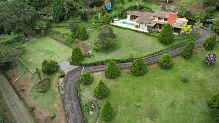 Foto 1 de Fazenda/Sítio com 5 Quartos à venda, 10000m² em Domingos Martins, Domingos Martins