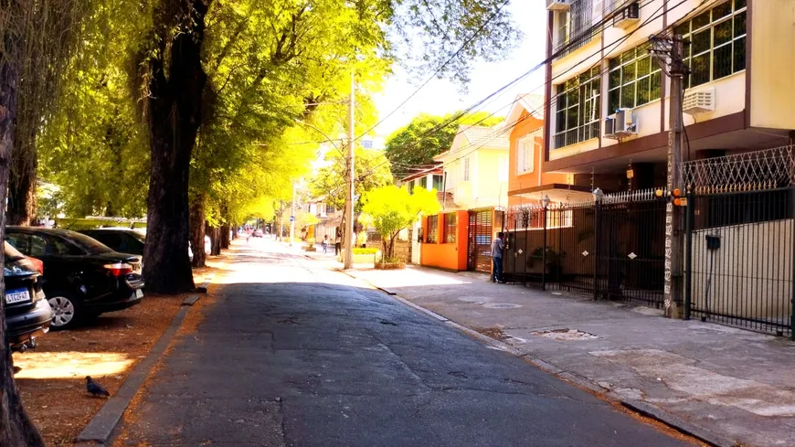 Foto 1 de Casa com 5 Quartos à venda, 300m² em Grajaú, Rio de Janeiro