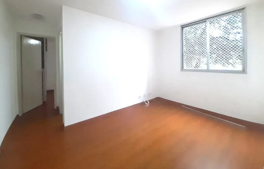 Foto 1 de Apartamento com 1 Quarto para alugar, 40m² em Consolação, São Paulo