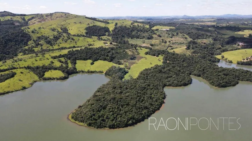 Foto 1 de Fazenda/Sítio com 8 Quartos à venda, 484000m² em Zona Rural, Caconde