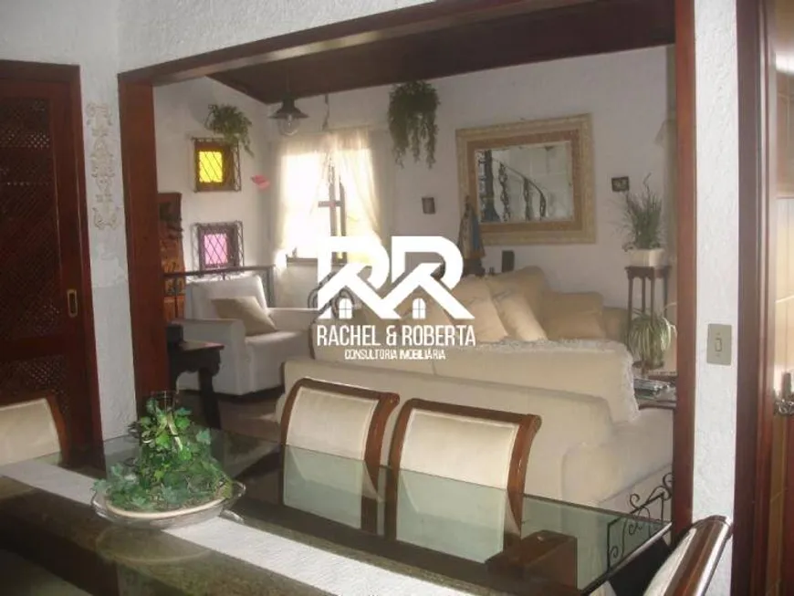 Foto 1 de Casa de Condomínio com 5 Quartos à venda, 135m² em Iúcas, Teresópolis