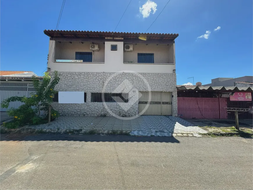 Foto 1 de Sobrado com 4 Quartos à venda, 250m² em Conjunto Residencial Storil, Aparecida de Goiânia