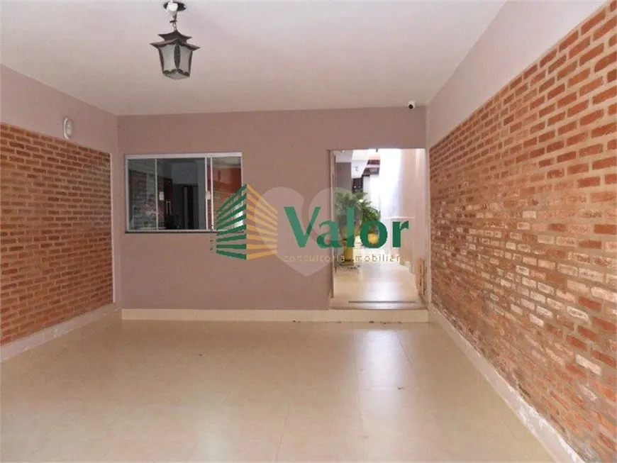 Foto 1 de Casa com 3 Quartos à venda, 734m² em Jardim Sao Carlos, São Carlos