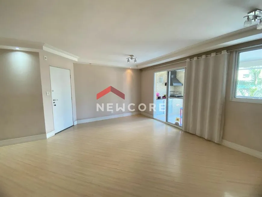 Foto 1 de Apartamento com 3 Quartos à venda, 115m² em Vila Bertioga, São Paulo