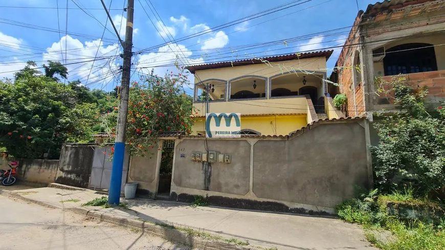 Foto 1 de Casa com 2 Quartos à venda, 122m² em Engenho Pequeno, São Gonçalo