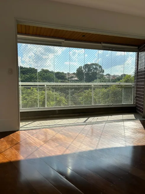 Foto 1 de Apartamento com 3 Quartos para alugar, 104m² em Vila Madalena, São Paulo