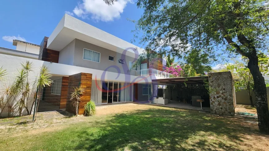 Foto 1 de Casa com 5 Quartos à venda, 420m² em Coacu, Eusébio
