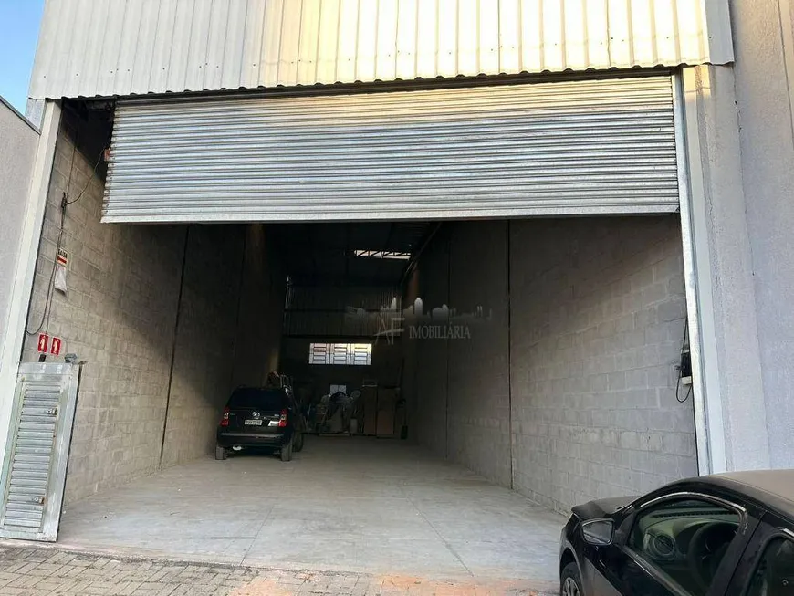 Foto 1 de Galpão/Depósito/Armazém para alugar, 170m² em Centro, Taubaté