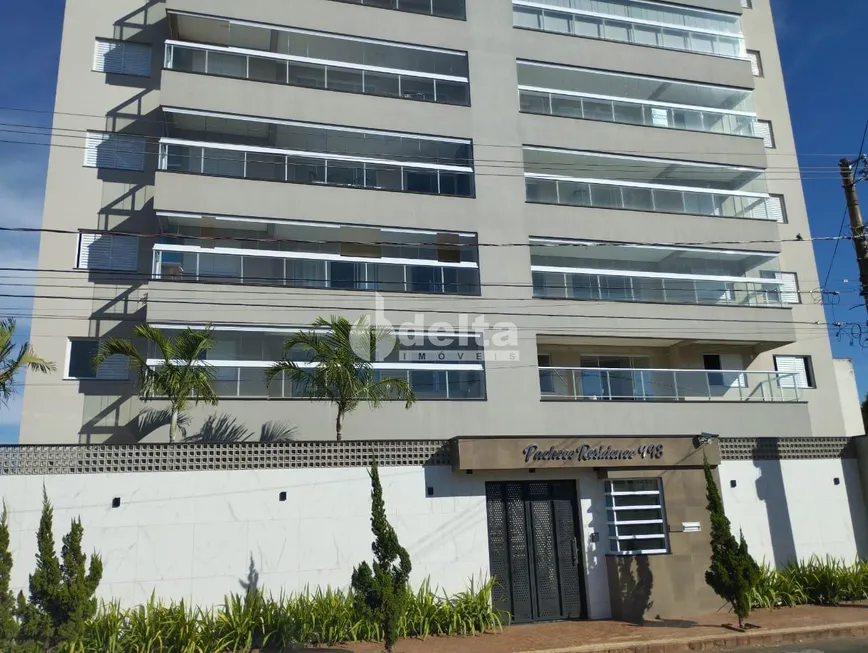 Foto 1 de Apartamento com 3 Quartos para alugar, 110m² em Santa Mônica, Uberlândia