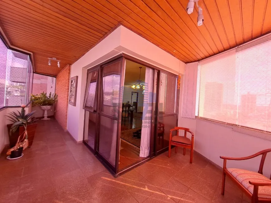 Foto 1 de Apartamento com 3 Quartos à venda, 240m² em Vila Noemy, Bauru