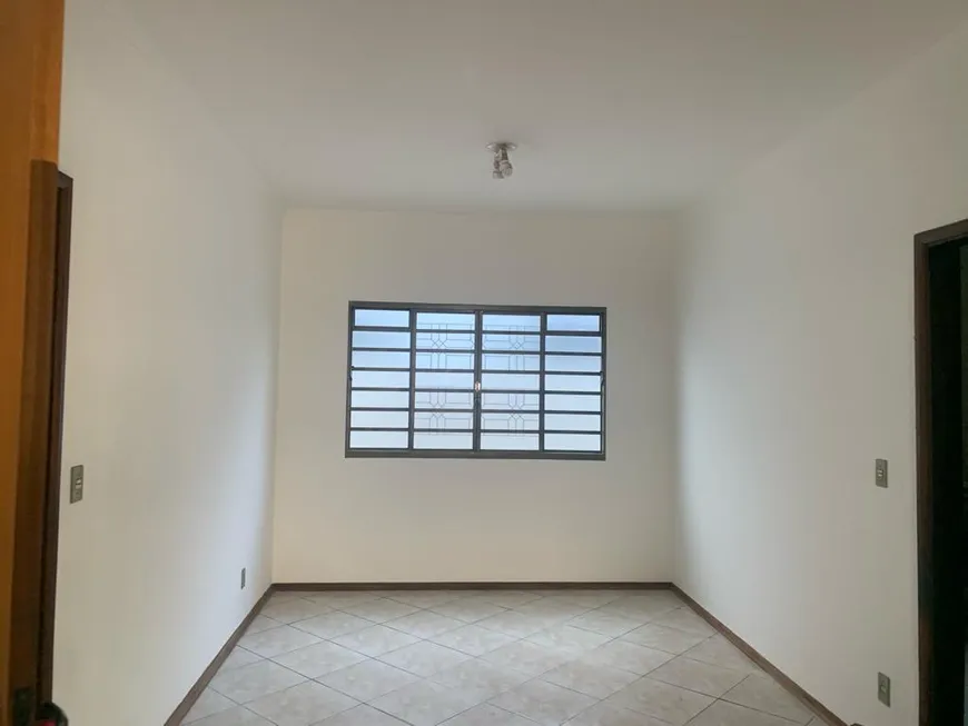 Foto 1 de Casa com 2 Quartos à venda, 143m² em Vila Aeroporto Bauru, Bauru